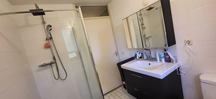 Tussenwoning te huur: Meindert Hobbemastraat 42, Almere