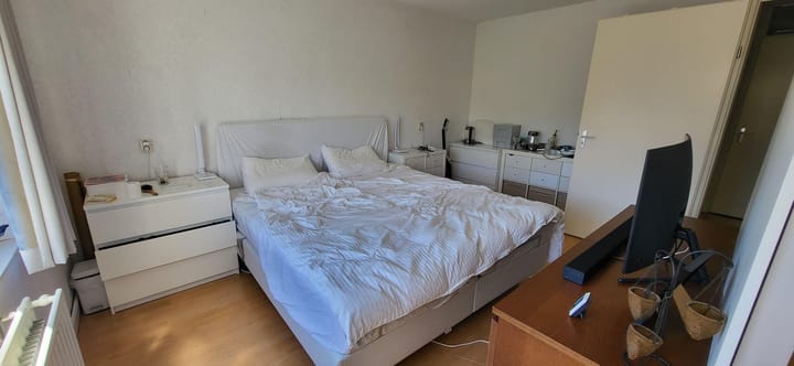 Tussenwoning te huur: Meindert Hobbemastraat 42, Almere