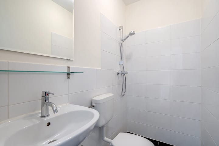 Studio te koop: Thomsonlaan 95D, 'S-Gravenhage