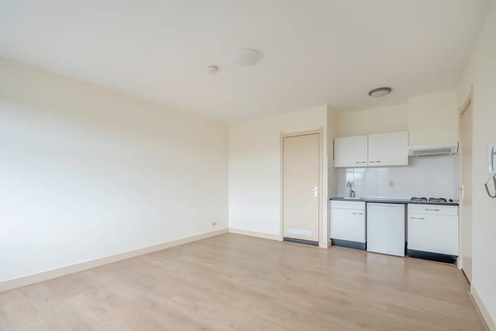 Studio te koop: Thomsonlaan 95E, 'S-Gravenhage