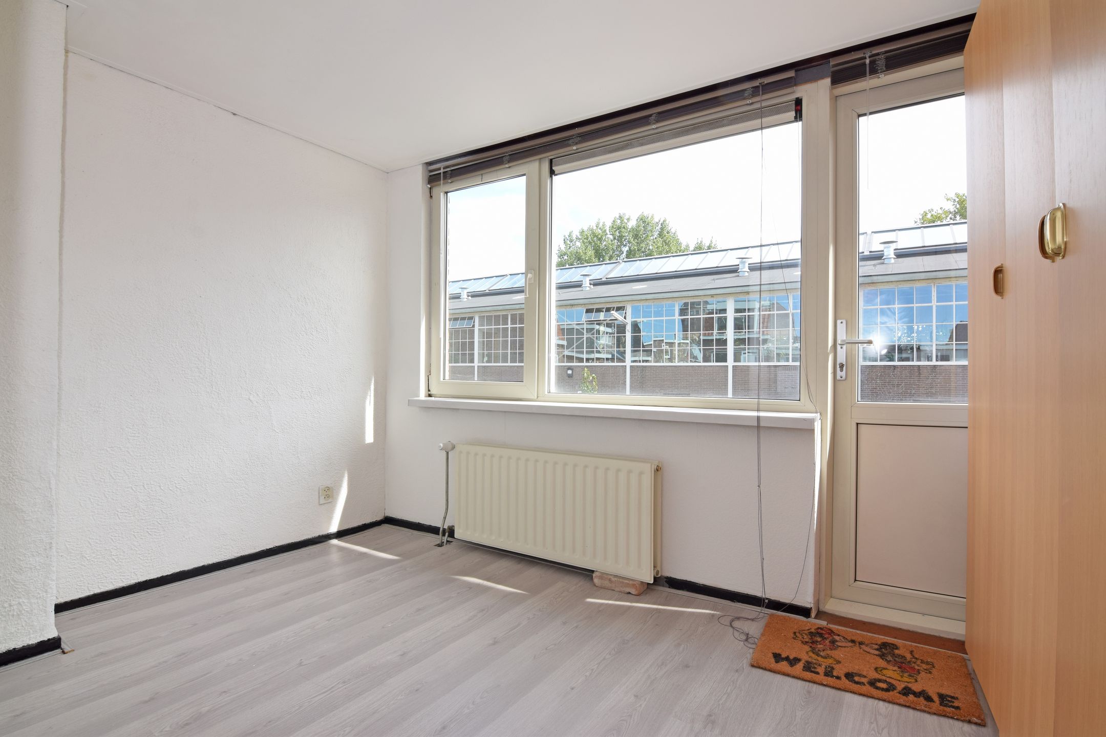 Photo 15 of Chrysantstraat 6