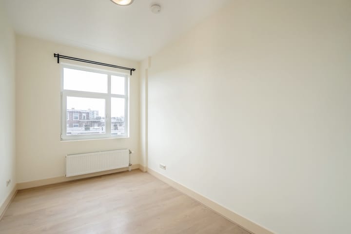 Studio te koop: Thomsonlaan 95E, 'S-Gravenhage