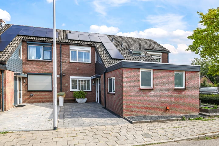 Tussenwoning te koop: Ausemsstraat 27, Driel