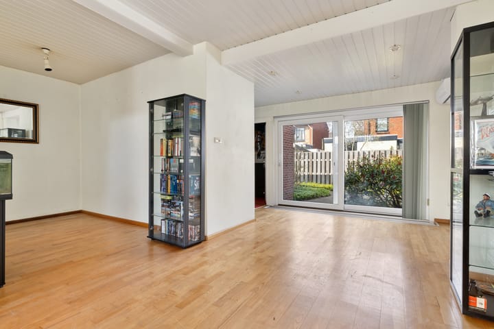 Hoekwoning te koop: Godebaldstraat 28, Mijdrecht