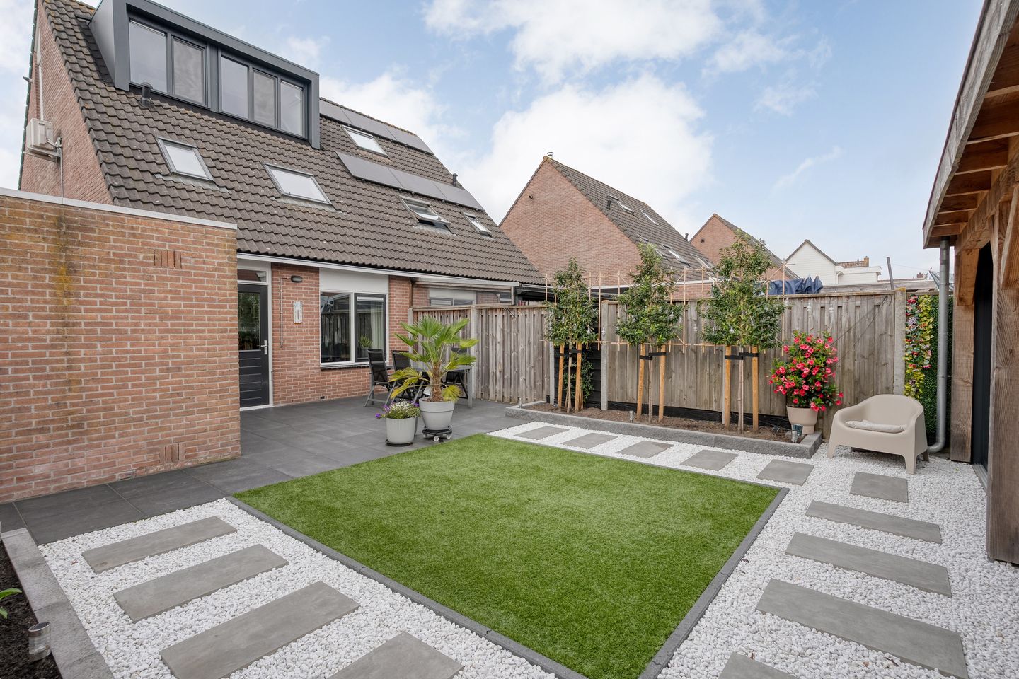Foto 59 van Weesboom 11