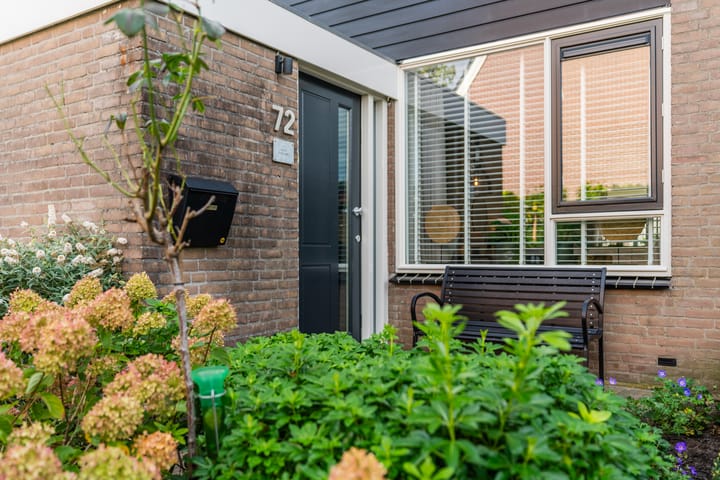 Tussenwoning te koop: Acacialaan 72, Heerde