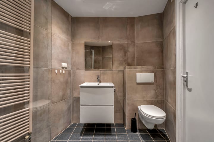 Tussenwoning te koop: Geestbrugweg 19B, Rijswijk (Zh)