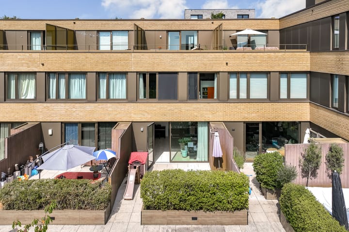Tussenwoning te koop: Peter Martensstraat 16, Amsterdam
