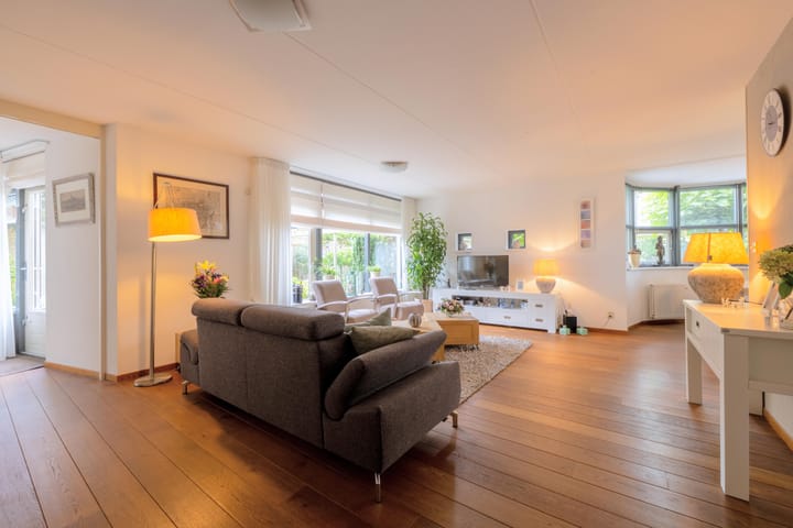 Hoekwoning te koop: Baesjoulaan 21, Tiel