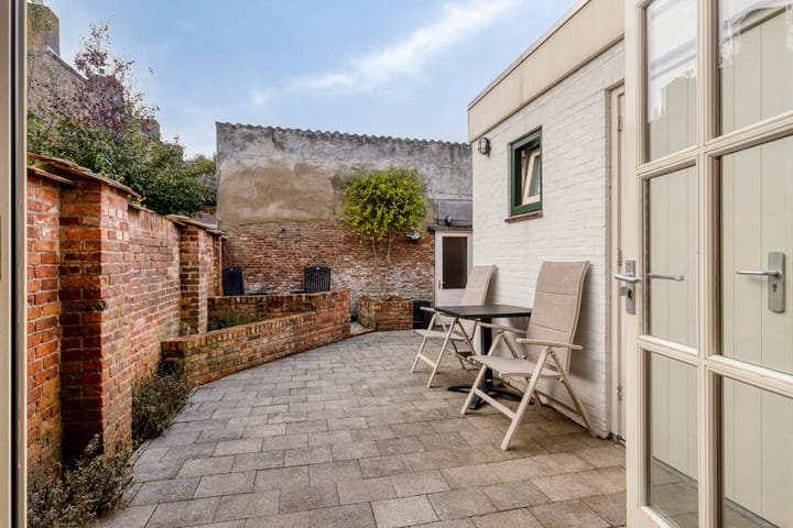 Tussenwoning te koop: Lange Bellingstraat 28, Hulst