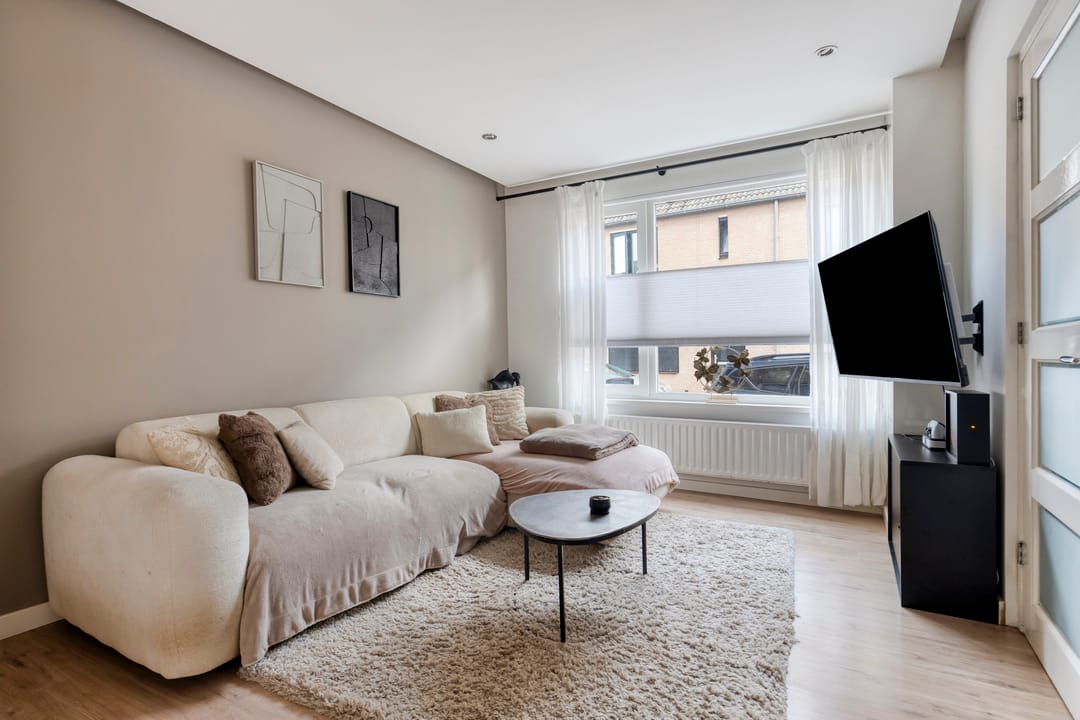 Photo 7 of Lange Bellingstraat 28