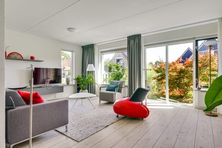 Tussenwoning te koop: Haking 10, Vledder