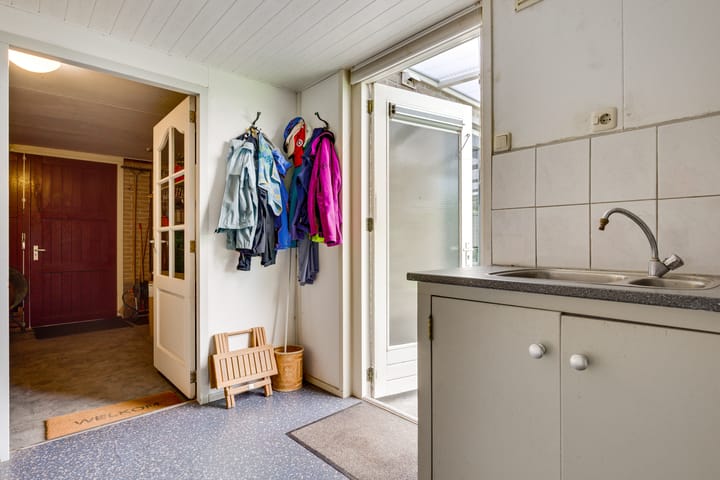 Tussenwoning te koop: Haking 10, Vledder