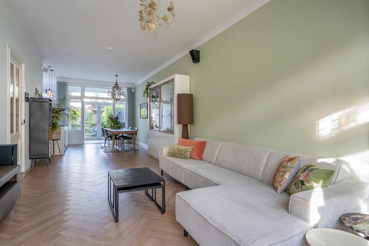 Hoekwoning te koop: Frederiklaan 26, Rijswijk (Zh)