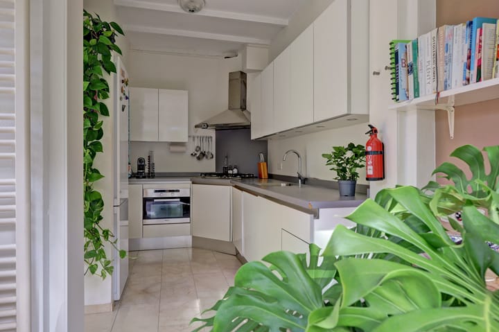 Hoekwoning te koop: de Kempenaerstraat 82, Oegstgeest