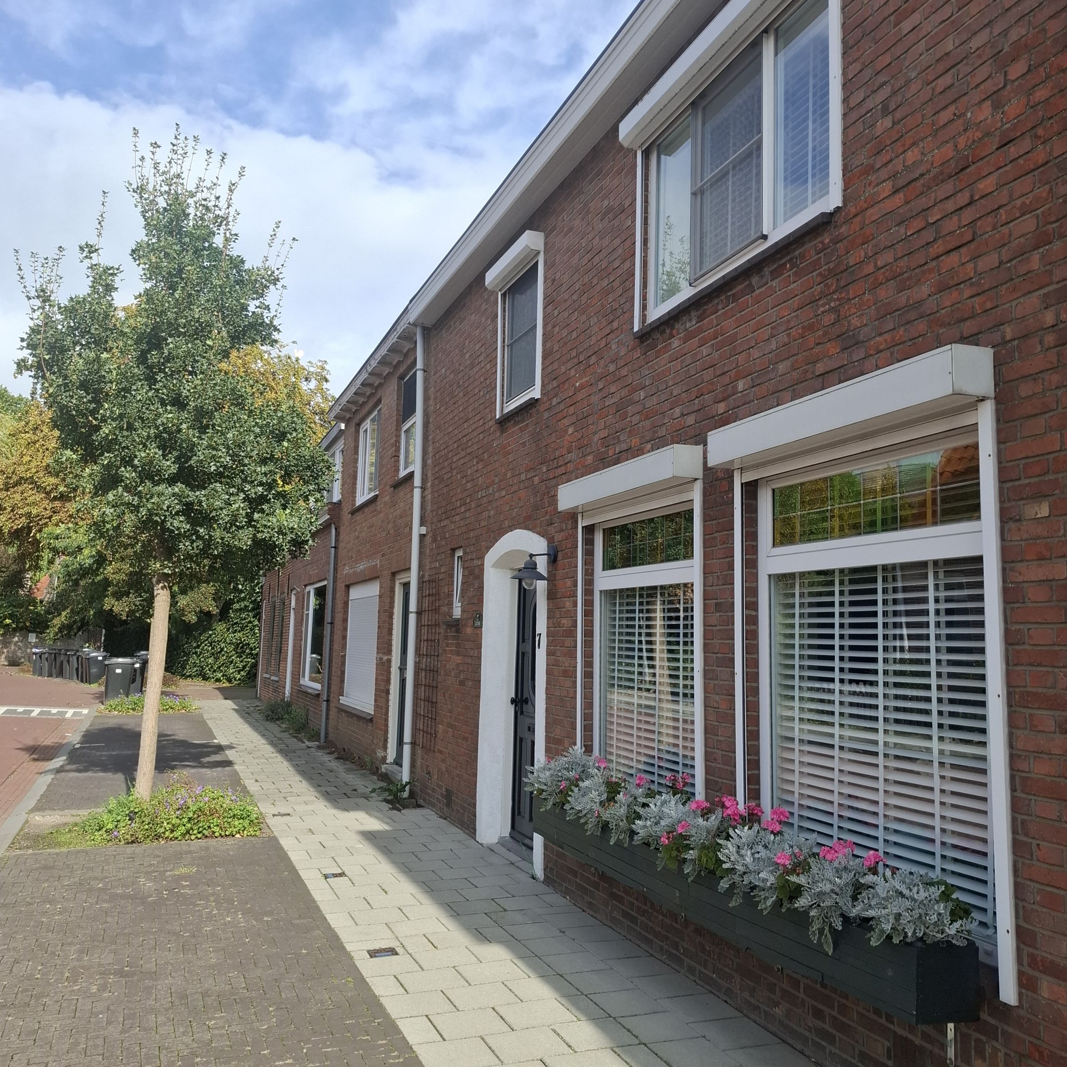 Photo 45 of Landstraat 7