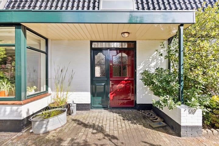 Vrijstaande woning te koop: Kerkstraat 75, Waarland