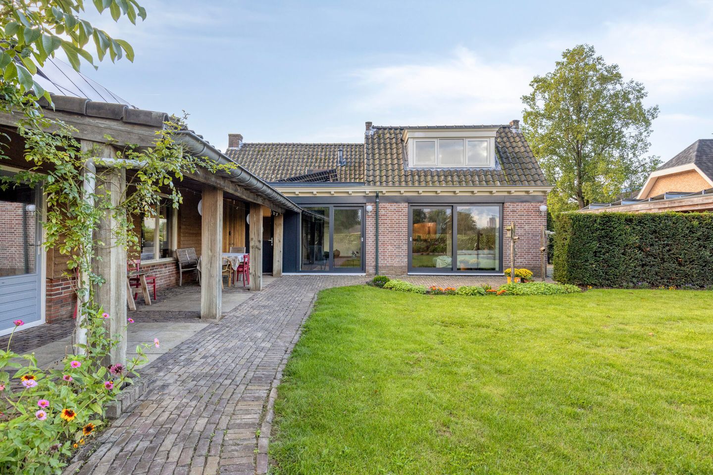 Foto 49 van Meester Bierensweg 27