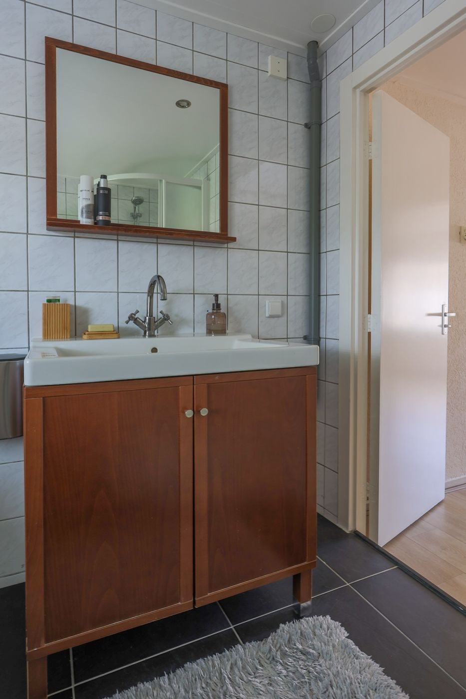 Photo 23 of Emanuel de Wittestraat 6