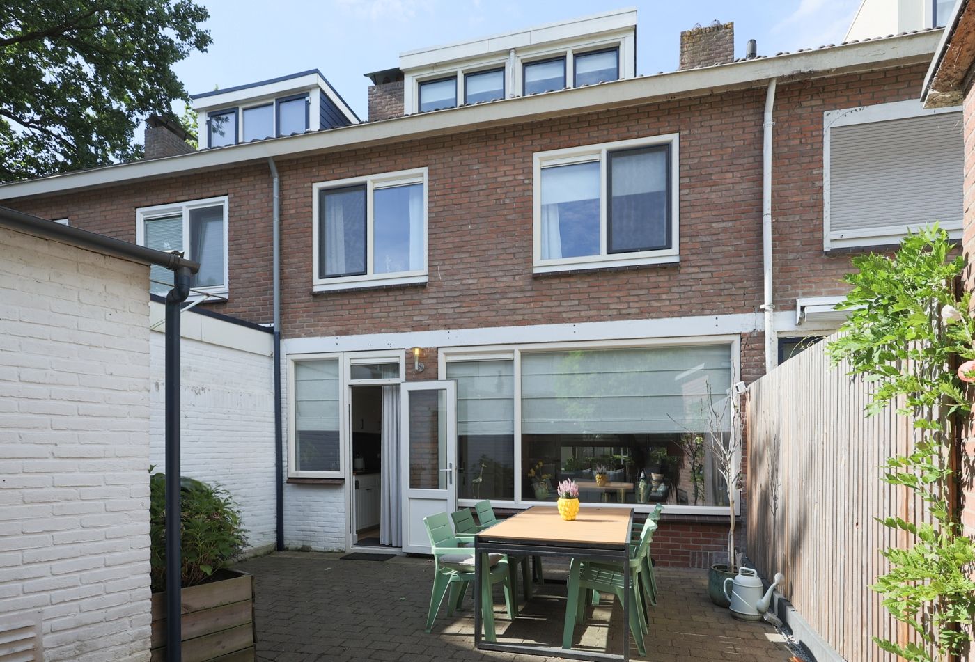Photo 14 of Emanuel de Wittestraat 6