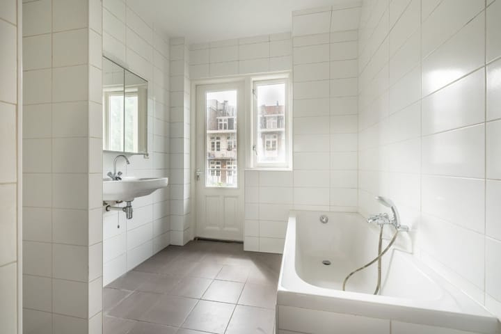 Appartement te huur: Admiraal De Ruijterweg 99-2, Amsterdam