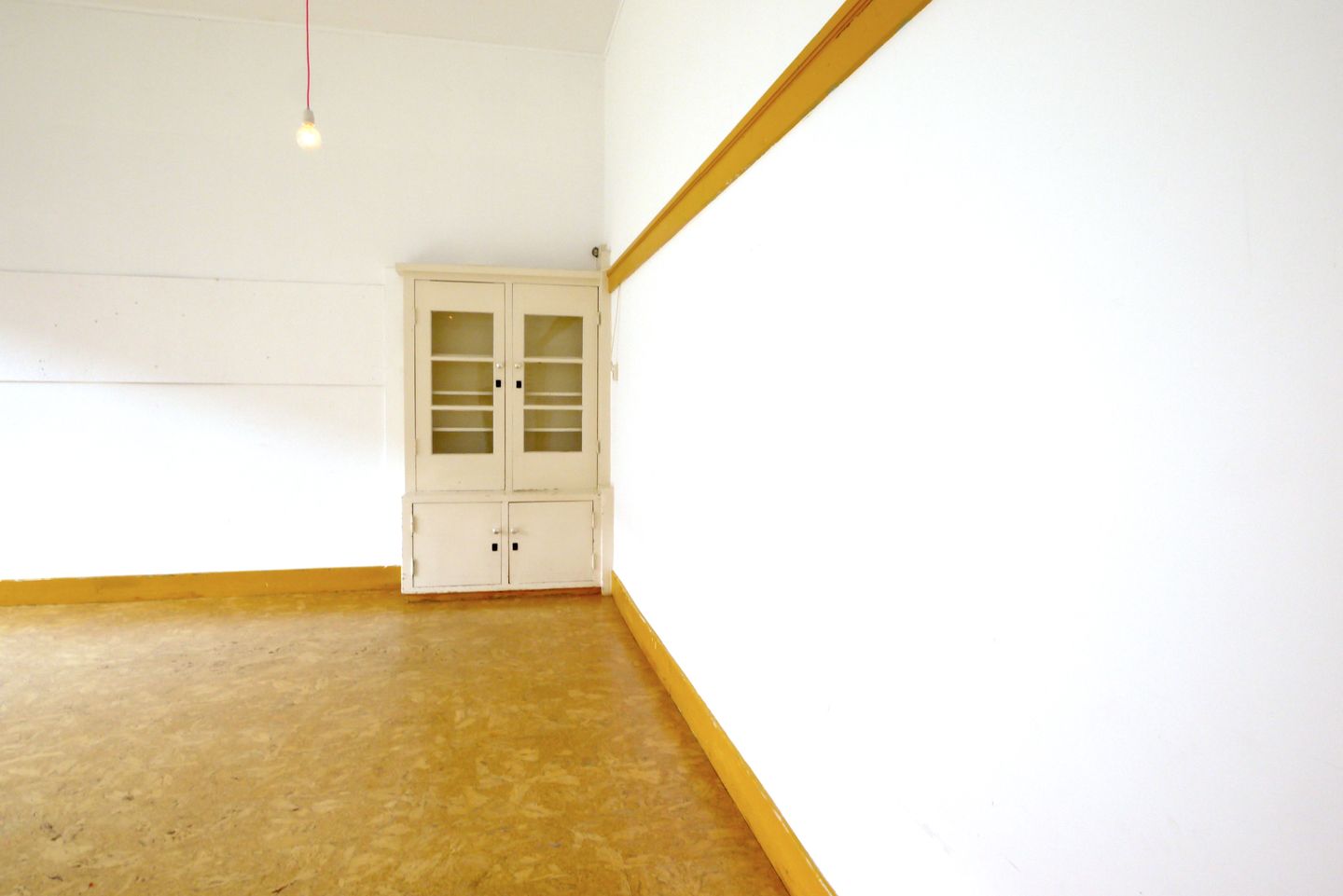 Bekijk foto 3 van Eemnesserweg 107