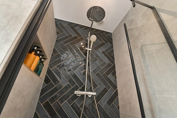 Twee-onder-één-kap te koop: Van Hallstraat 20, Elst (Ge)