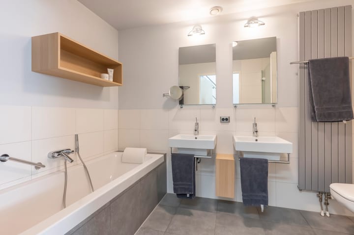 Hoekwoning te koop: Van Sonsbeeckstraat 14, Heerlen