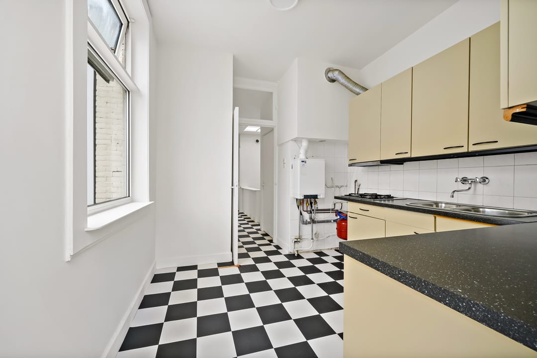 Photo 8 of David Blesstraat 64