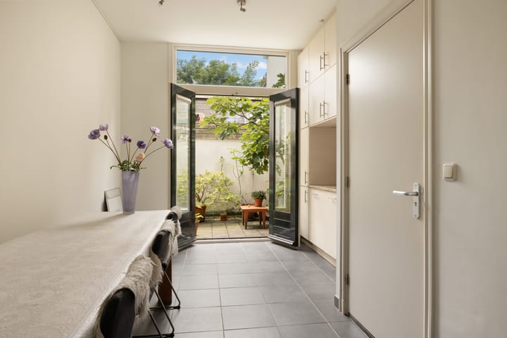 Foto 4 van Eerste Bloemdwarsstraat 18-A