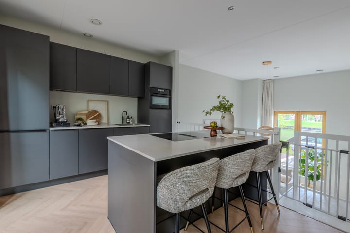 Tussenwoning te koop: Sluiseiland-Zuid 33, Vianen (Ut)