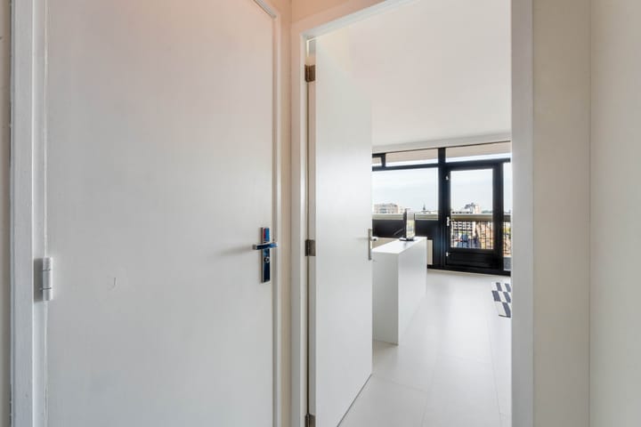 Studio te koop: Vijf Meilaan 146, Leiden
