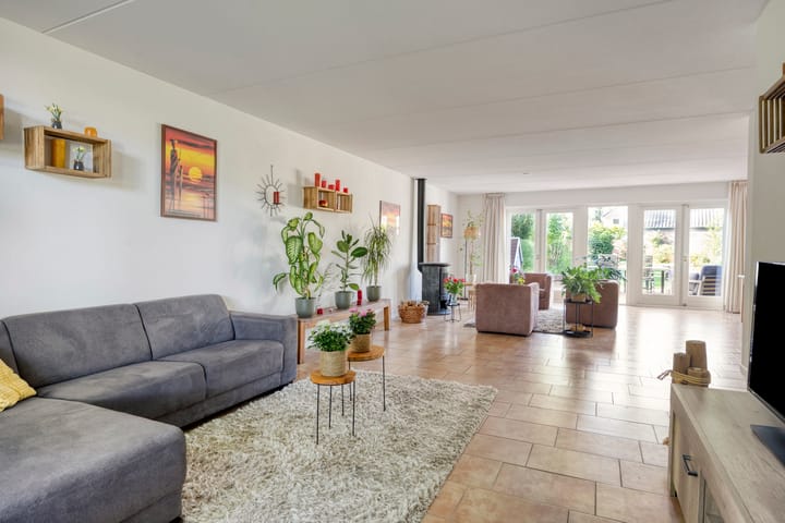Twee-onder-één-kap te koop: Kapershof 30, Beuningen (Ge)