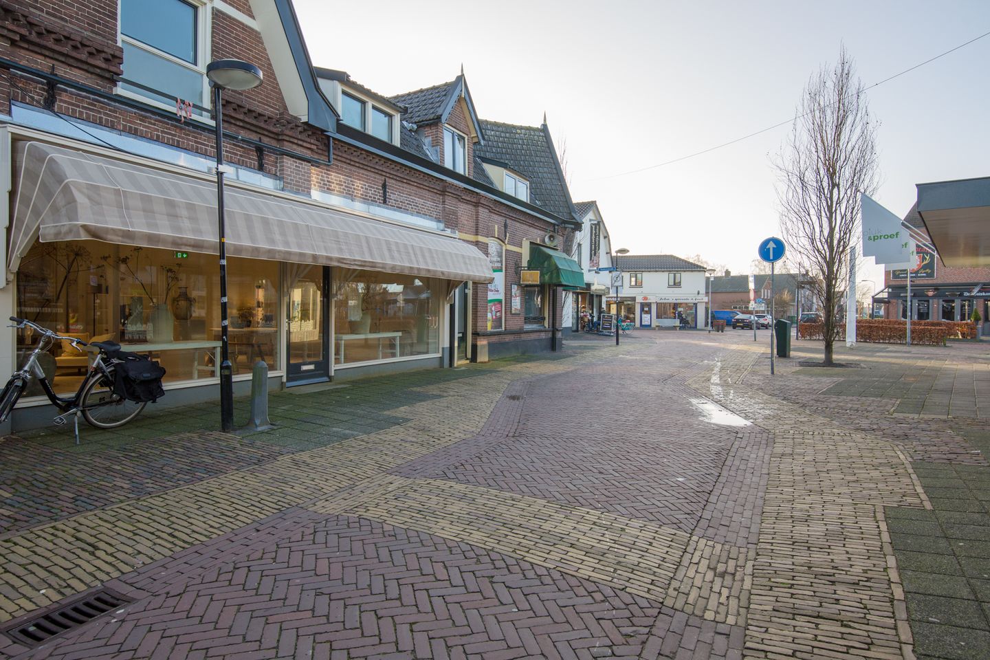 View photo 2 of Kerkstraat 35