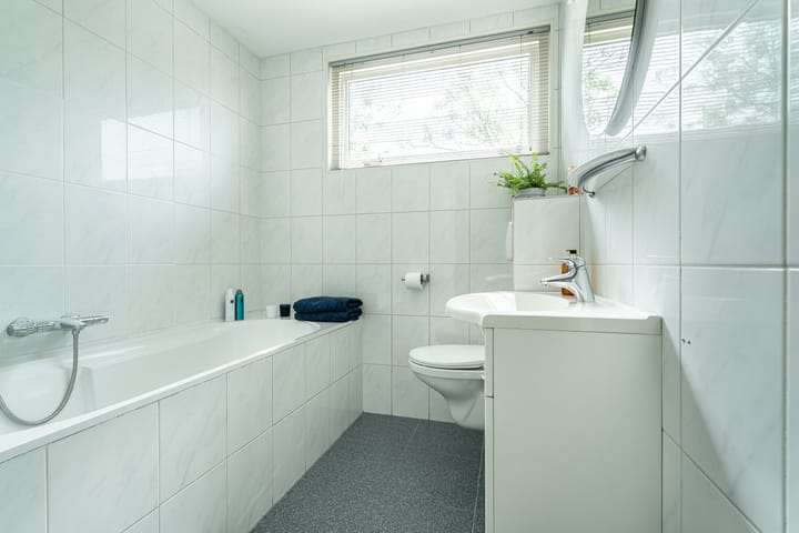 Tussenwoning te koop: Bolstralaan 69, Hoofddorp