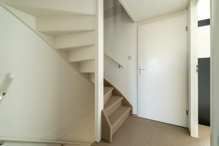 Tussenwoning te koop: Bolstralaan 69, Hoofddorp