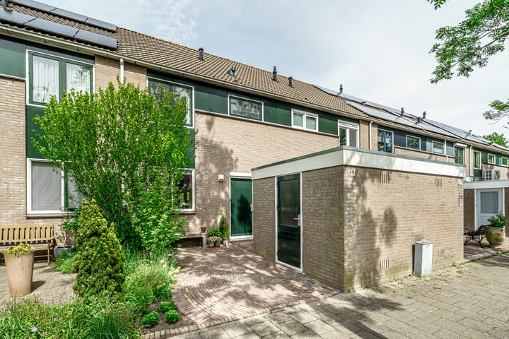 Tussenwoning te koop: Bolstralaan 69, Hoofddorp