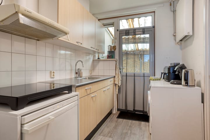Twee-onder-één-kap te koop: Buorren 53, Elahuizen