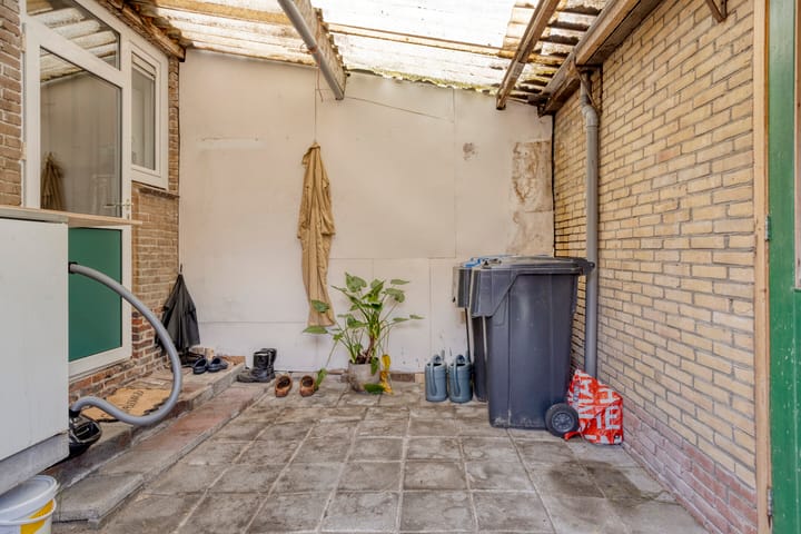 Twee-onder-één-kap te koop: Buorren 53, Elahuizen