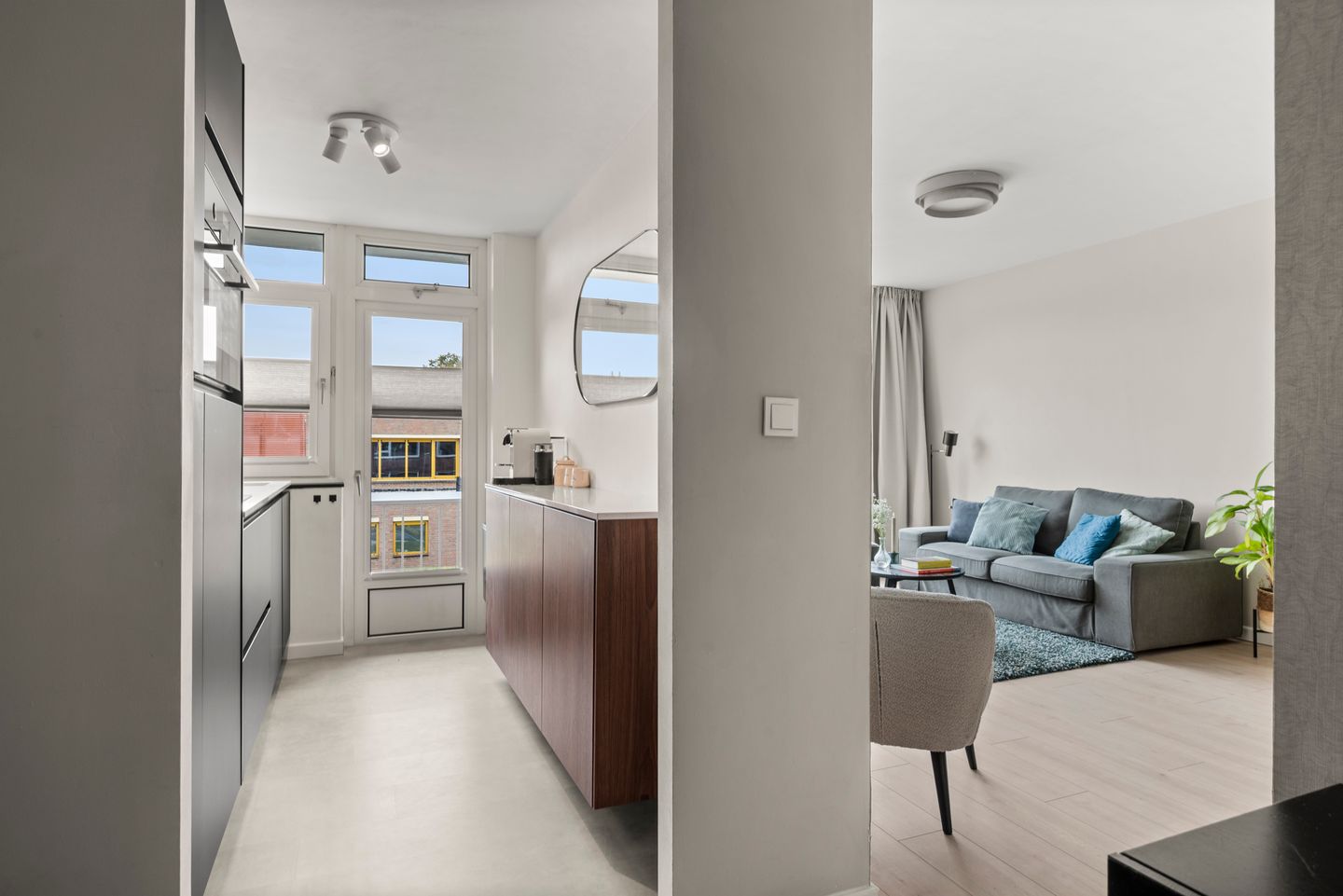 Photo 14 of Johan de Meesterstraat 29-B