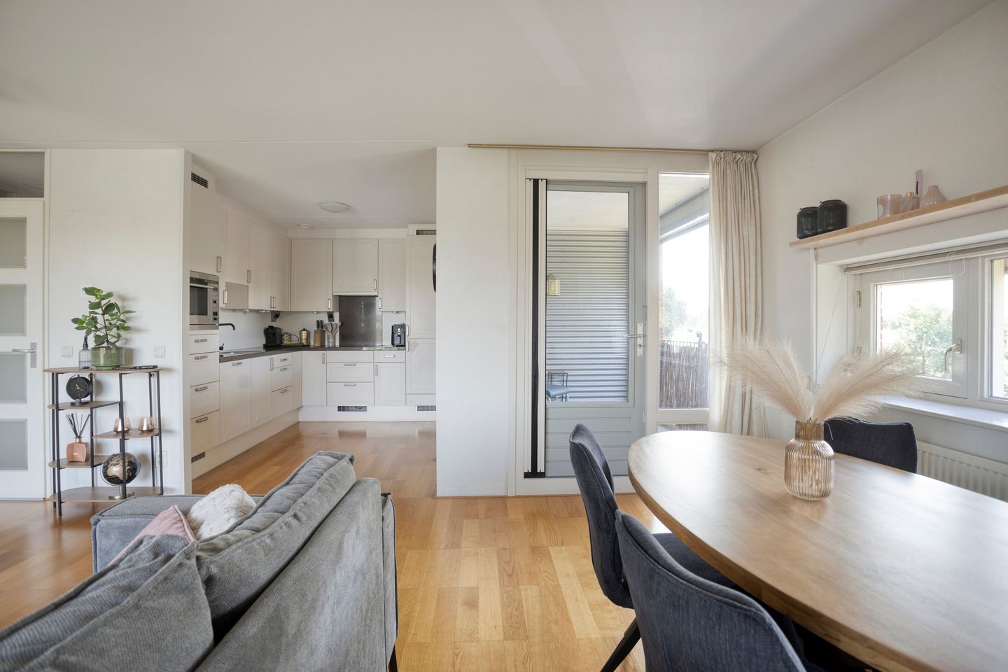 Photo 19 of van Hogendorpstraat 86