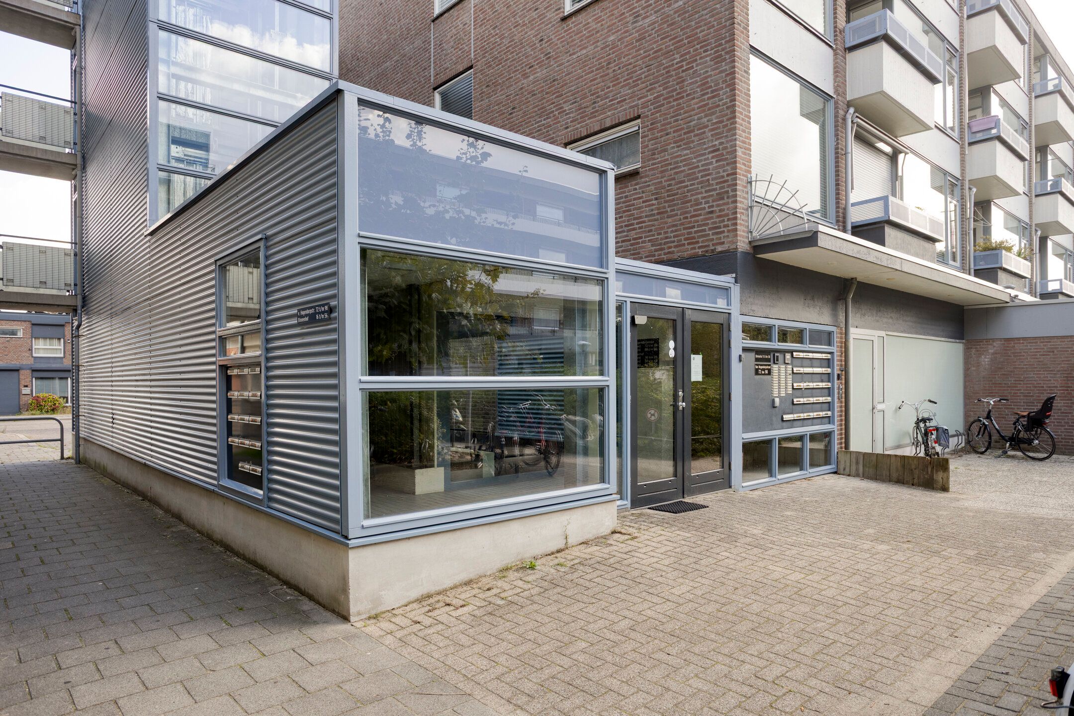 Photo 9 of van Hogendorpstraat 86