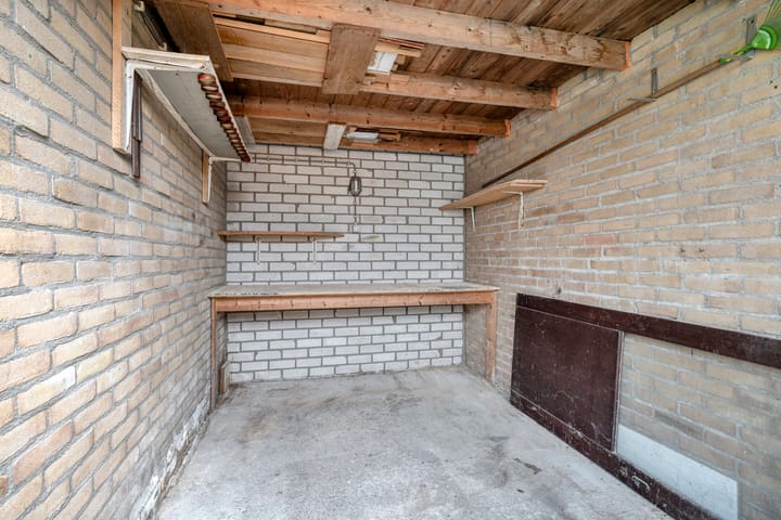 Tussenwoning te koop: Pieter Mondriaanlaan 32, Woerden