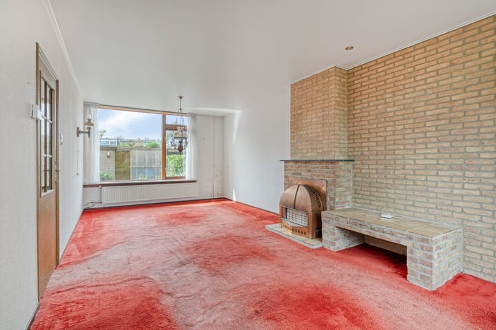 Tussenwoning te koop: Pieter Mondriaanlaan 32, Woerden