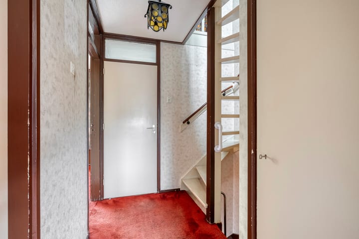Tussenwoning te koop: Pieter Mondriaanlaan 32, Woerden