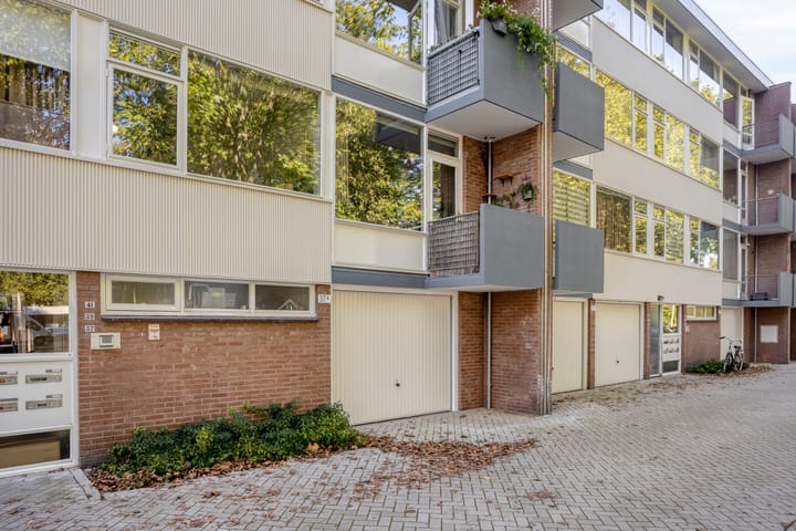 Appartement te koop: Pastoor van Thiellaan 37, Rosmalen