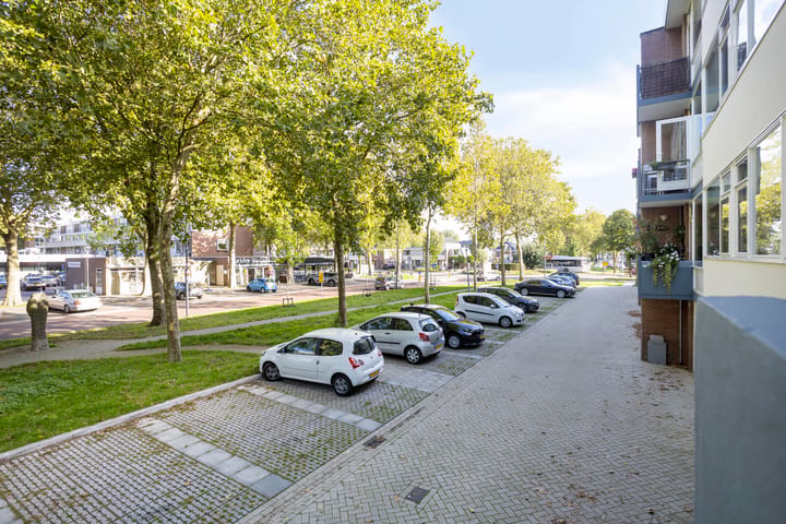 Appartement te koop: Pastoor van Thiellaan 37, Rosmalen