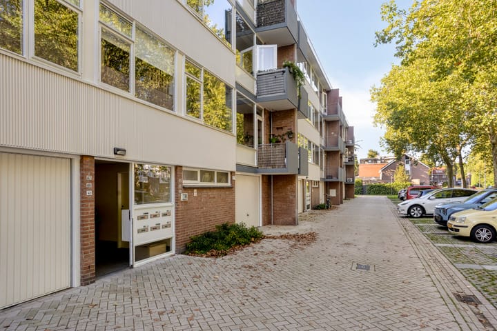 Appartement te koop: Pastoor van Thiellaan 37, Rosmalen