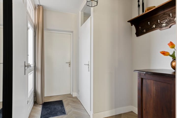 Foto 4 van Tarbotstraat 5
