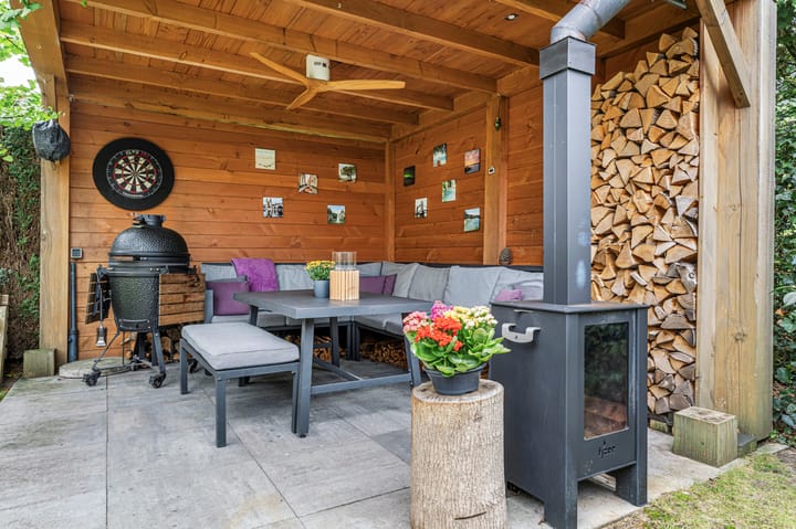 Tussenwoning te koop: Saltshof 2203, Wijchen